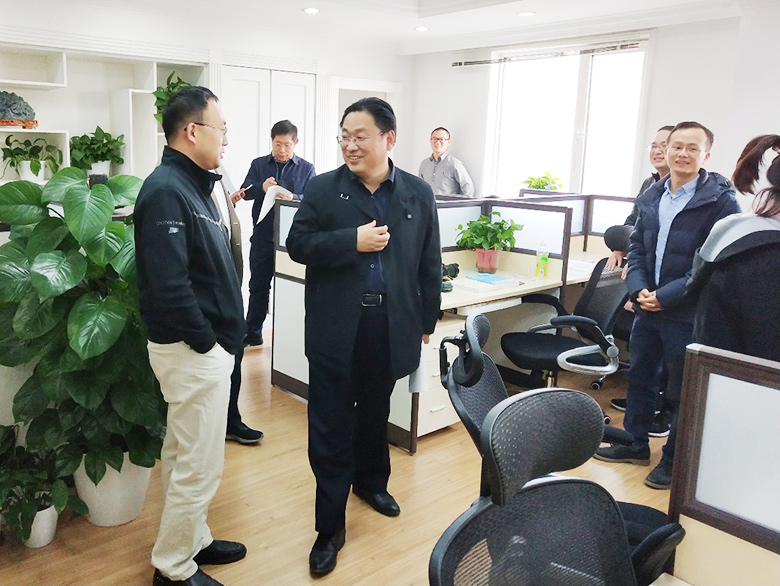 image004.jpg image004.jpg